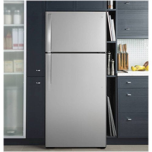GE - 28 in. Wide 16.6 Cu. Ft. Top-Freezer Refrigerator with Edge-to-Edge Glass Shelves - Stainless Steel
