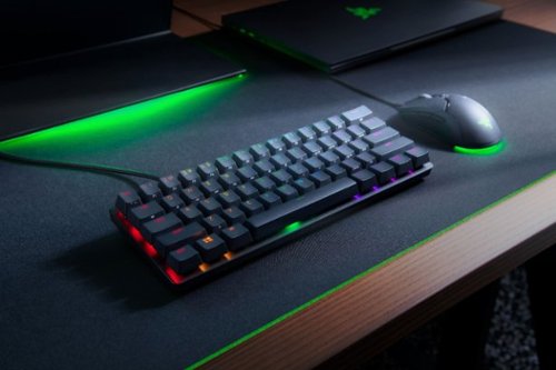 Razer - Huntsman Mini 60% Wired Optical Clicky Switch Gaming Keyboard with Chroma RGB Backlighting - Black