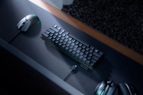 Razer - Huntsman Mini 60% Wired Optical Clicky Switch Gaming Keyboard with Chroma RGB Backlighting - Black