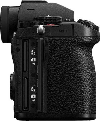 Panasonic - LUMIX S5 Mirrorless Full Frame Camera Body with 20-60mm F3.5-5.6 Lens - DC-S5KK - Black