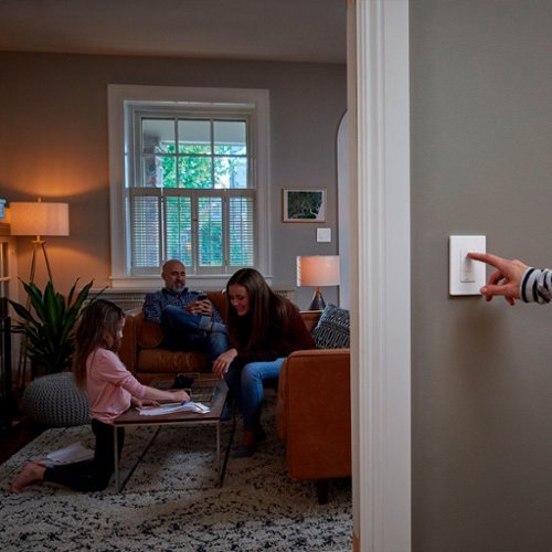 Lutron - Caseta Smart Dimmer Switch 3-Way Kit with Remote (2 Points of Control) - White