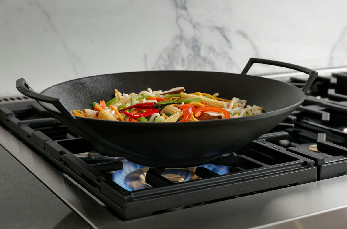 Monogram - 48 in. Wide 7 Burners 8.25 Cu. Ft. Freestanding Double Oven Dual Fuel Convection Smart Range with Self-Clean - Stainless Steel