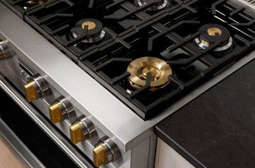 Monogram - 36 in. Wide 6 Burners 5.7 Cu. Ft. Freestanding Dual Fuel Convection Smart Range with Self-Clean - Stainless Steel