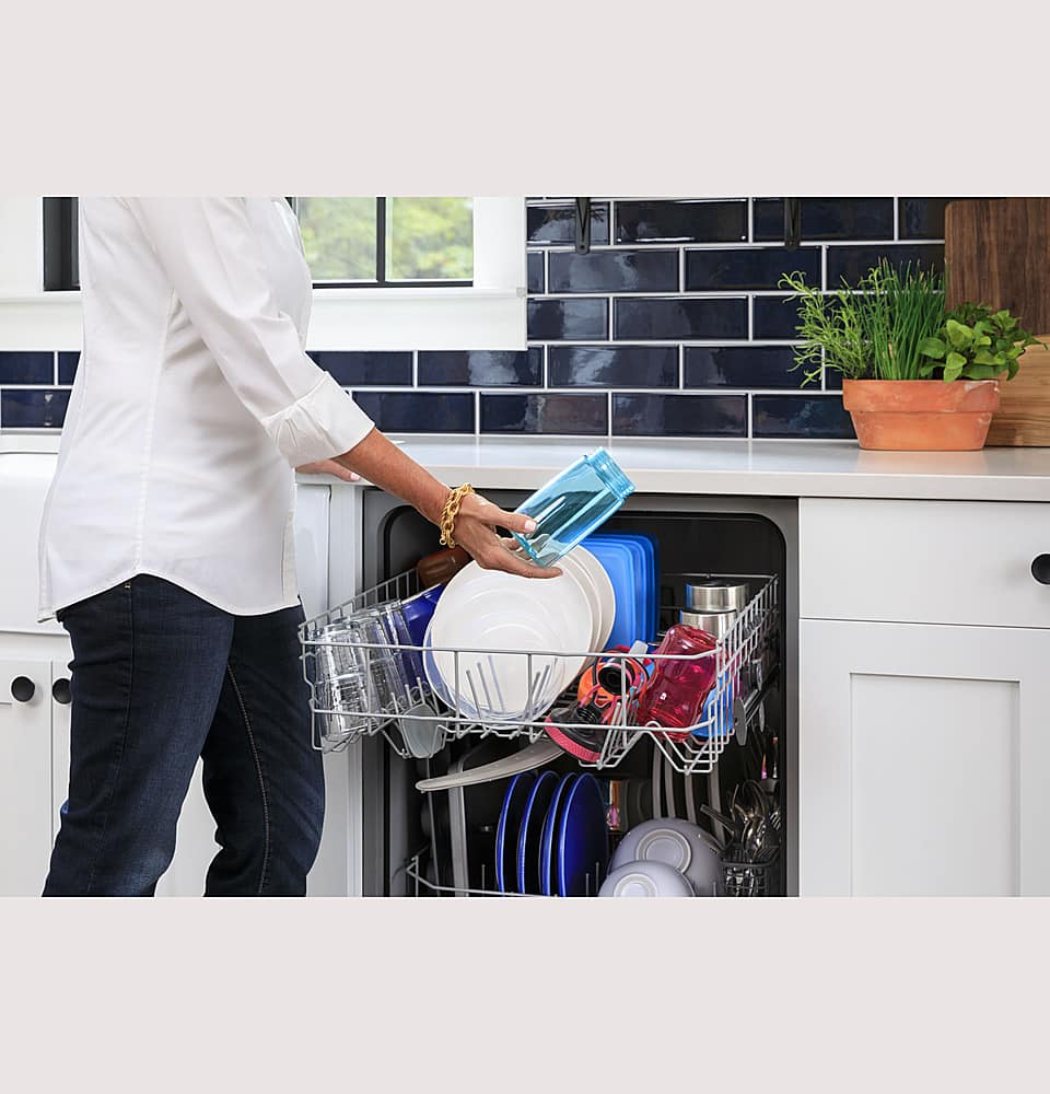 GE - 24" Front Control Built-In Plastic Tub Dishwasher with Dry Boost and 59 dBA - Stainless Steel