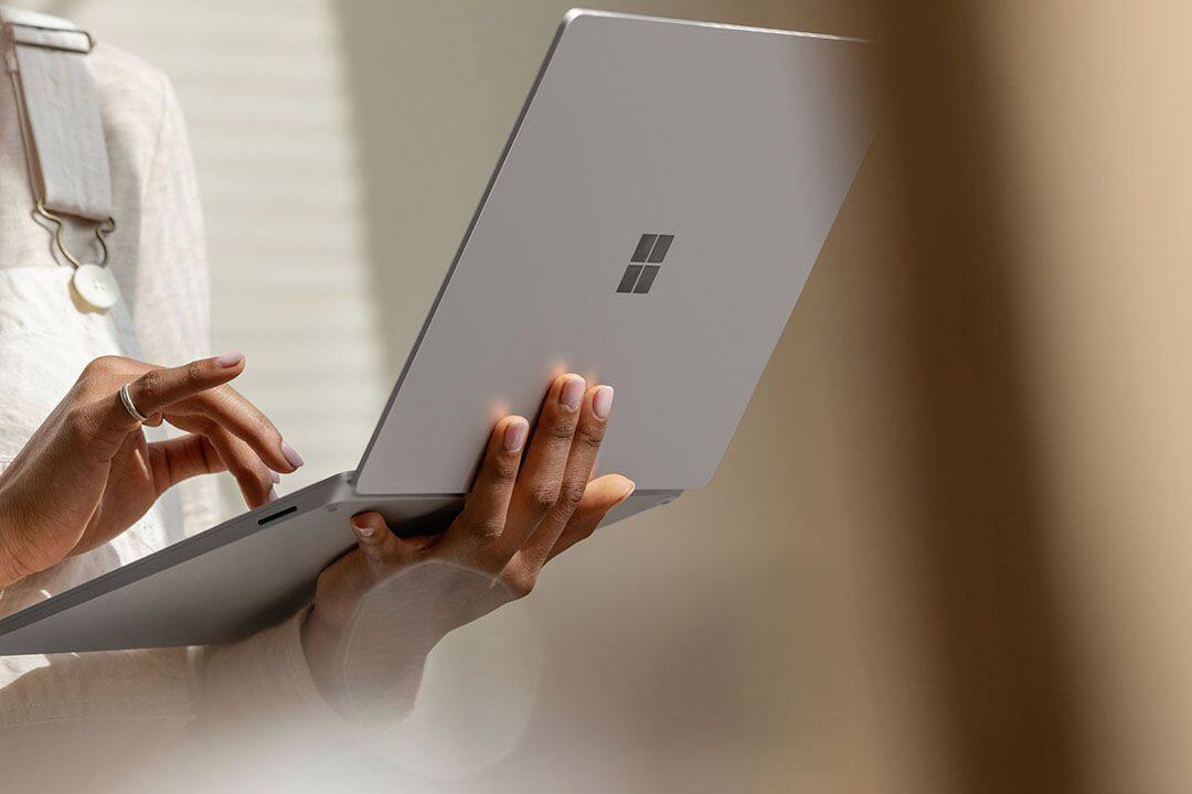 Microsoft - Geek Squad Certified Refurbished Laptop 3 - 15" Touch-Screen - AMD Ryzen 5 Surface Edition - 8GB Memory - 128GB SSD - Platinum