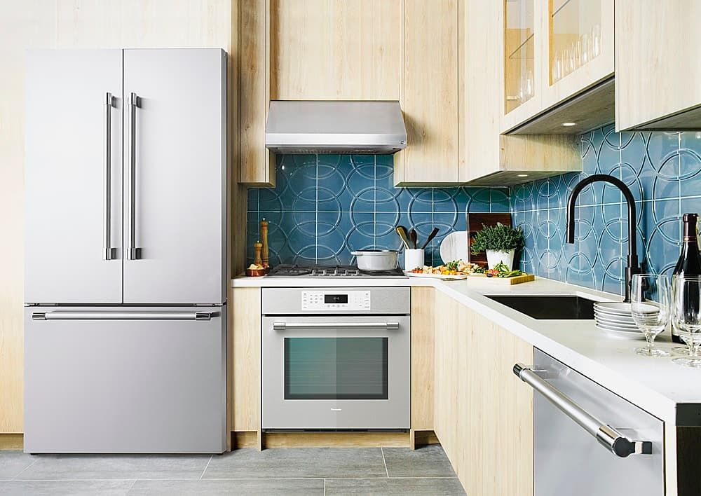 Thermador - Masterpiece Series 36 in. Wide 20.8 Cu. Ft. French Door Bottom Freezer Smart Counter-Depth Smart Refrigerator - Stainless Steel
