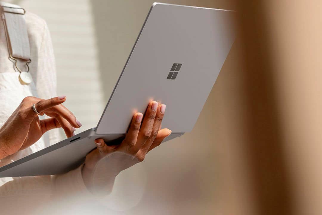 Microsoft - Geek Squad Certified Refurbished Surface Laptop 3 15" Touch-Screen Laptop - AMD Ryzen 5 - 8GB Memory - 256GB SSD - Platinum