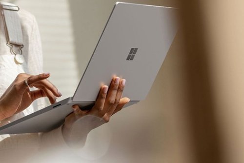 Microsoft - Geek Squad Certified Refurbished Surface Laptop 3 - 15" Touch-Screen - AMD Ryzen 5 - 16GB Memory - 256GB SSD - Platinum