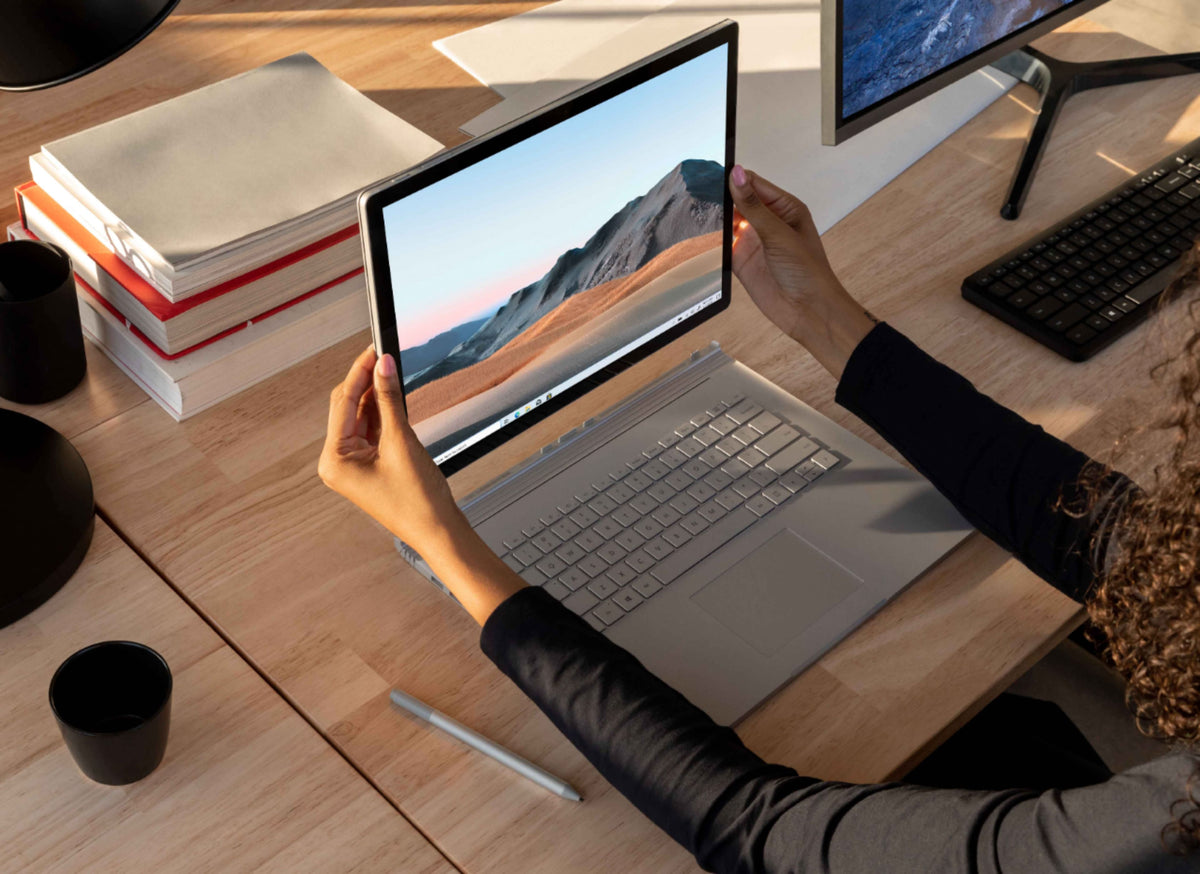 Microsoft - Geek Squad Certified Refurbished Surface Book 3 15" Touch-Screen - Intel Core i7 - 32GB Memory - 2TB SSD - Platinum