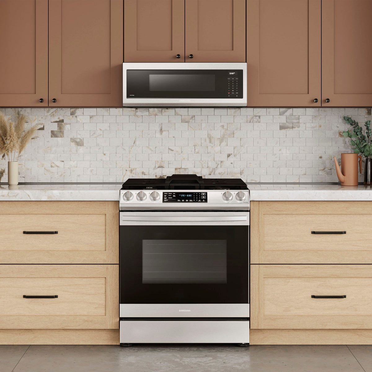 Samsung - 1.1 cu. ft. Smart SLIM Over-the-Range Microwave with 550 CFM Hood Ventilation - Stainless Steel