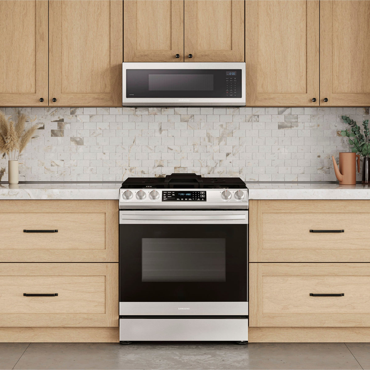 Samsung - 1.1 cu. ft. Smart SLIM Over-the-Range Microwave with 400 CFM Hood Ventilation - Stainless Steel