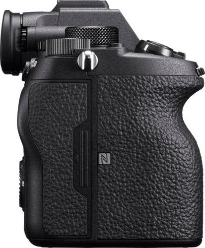 Sony - Alpha 7R IV Full-frame Mirrorless Interchangeable Lens 61 MP Camera - Body Only - Black