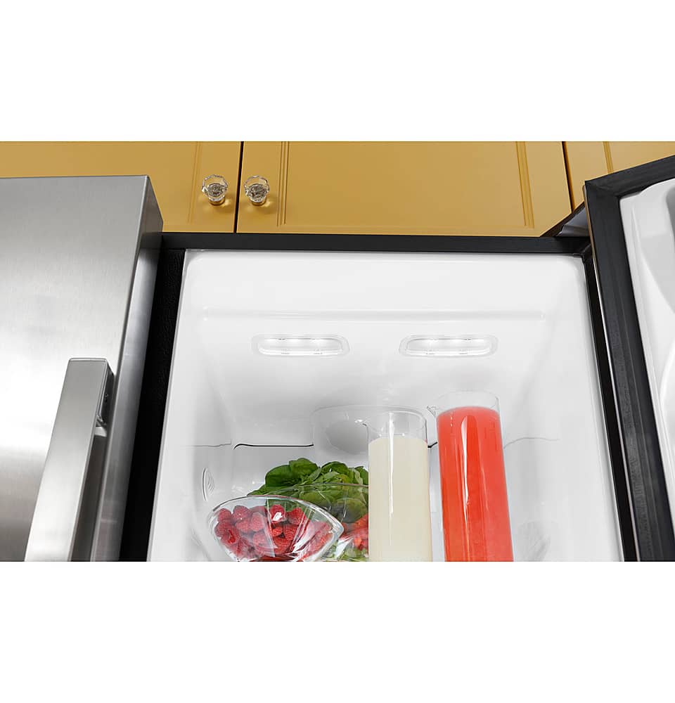 GE - 33 in. Wide 23.2 Cu. Ft. Side-by-Side Refrigerator with External Ice & Water Dispenser - High Gloss Black
