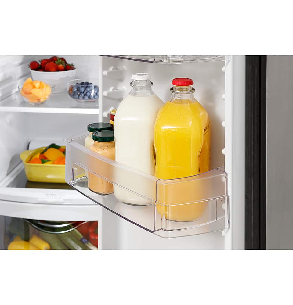 GE - 33 in. Wide 23.2 Cu. Ft. Side-by-Side Refrigerator with External Ice & Water Dispenser - High Gloss Black