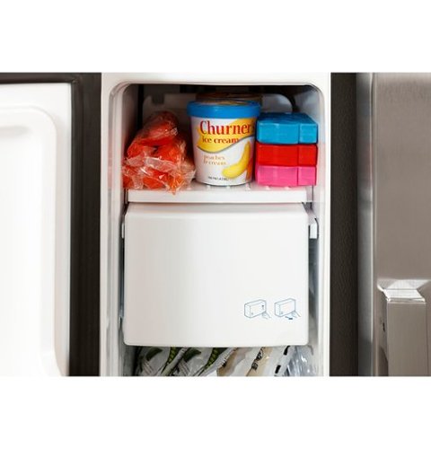 GE - 33 in. Wide 23.2 Cu. Ft. Side-by-Side Refrigerator with External Ice & Water Dispenser - High Gloss Black