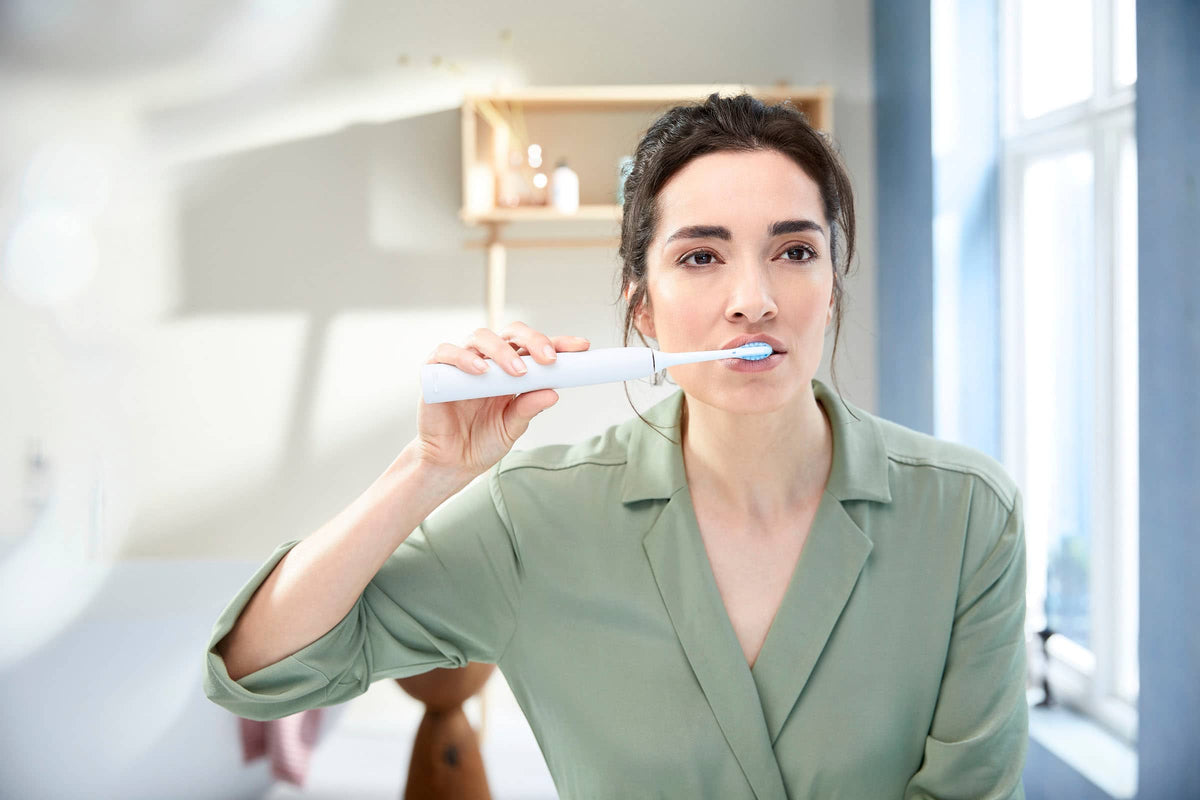 Philips Sonicare - Power Flosser & Toothbrush System 7000, HX3921 - White