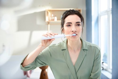 Philips Sonicare - Power Flosser & Toothbrush System 7000, HX3921 - White