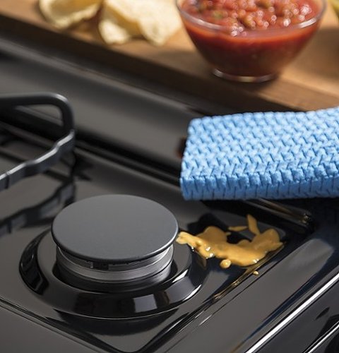 GE - 30 in. Wide 4 Burners 4.8 Cu. Ft. Freestanding Gas Range - Black