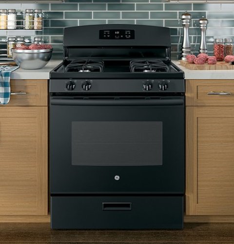 GE - 30 in. Wide 4 Burners 4.8 Cu. Ft. Freestanding Gas Range - Black