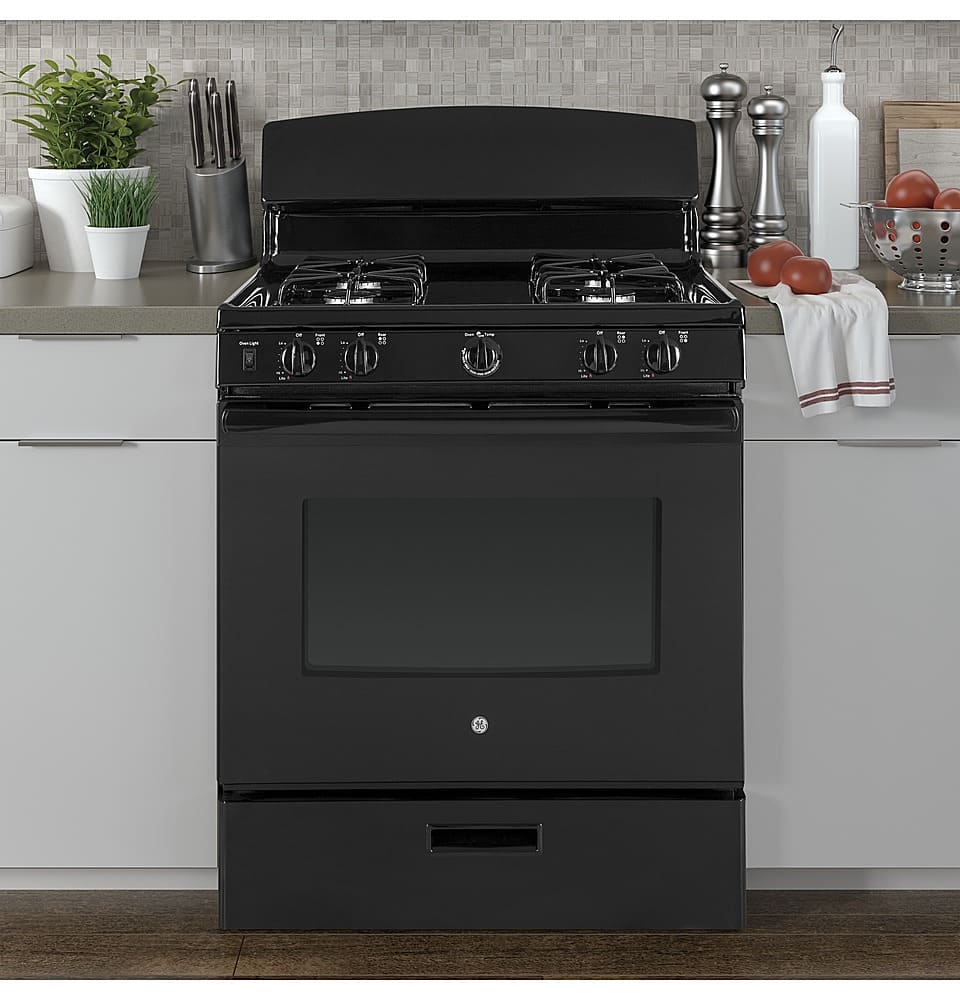 GE - 30 in. Wide 4 Burners 4.8 Cu. Ft. Freestanding Gas Range - Black