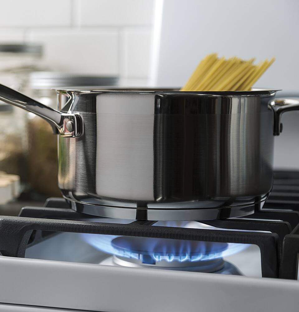 GE - 30 in. Wide 5 Burners 5.0 Cu. Ft. Freestanding Gas Range - White