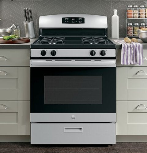 GE - 30 in. Wide 4 Burners 4.8 Cu. Ft. Freestanding Gas Range - Stainless Steel