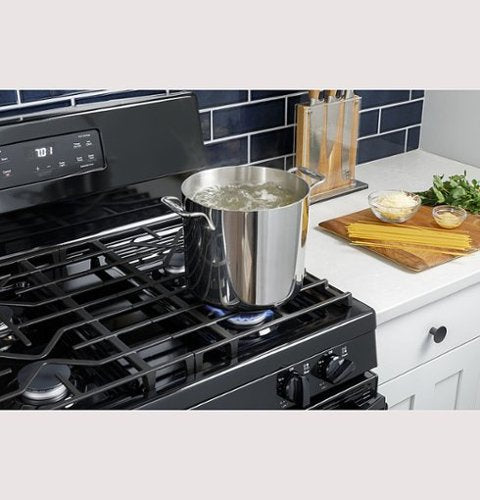 GE - 30 in. Wide 4 Burners 4.8 Cu. Ft. Freestanding Gas Range - Stainless Steel