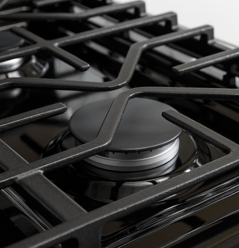 GE - 30 in. Wide 4 Burners 4.8 Cu. Ft. Freestanding Gas Range - Stainless Steel