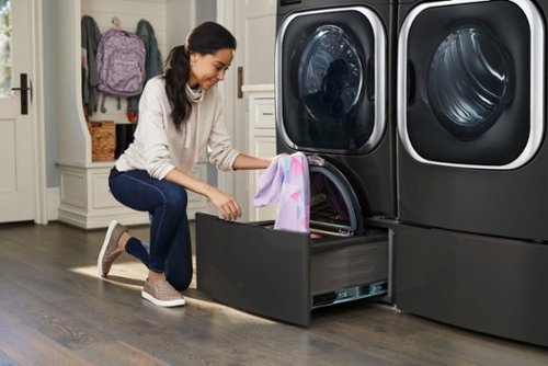 LG - 9.0 Cu. Ft. Stackable Smart Gas Dryer with Steam and Built-In Intelligence - Black Steel