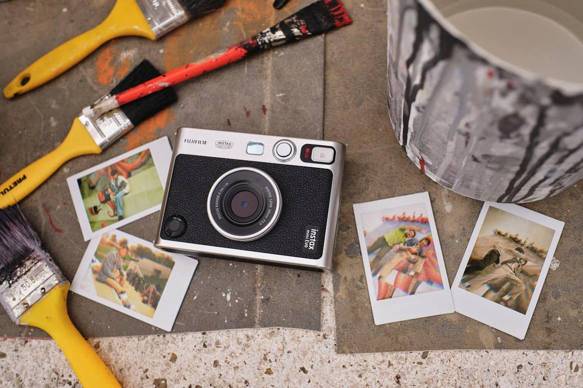 Fujifilm - instax mini Evo Instant Film Camera - Black