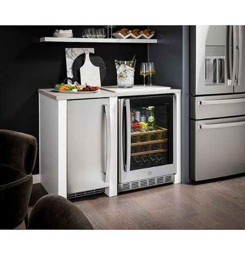 GE Profile - 15" 26-Lb. Freestanding Icemaker with Gourmet Clear Ice - Custom Panel Ready