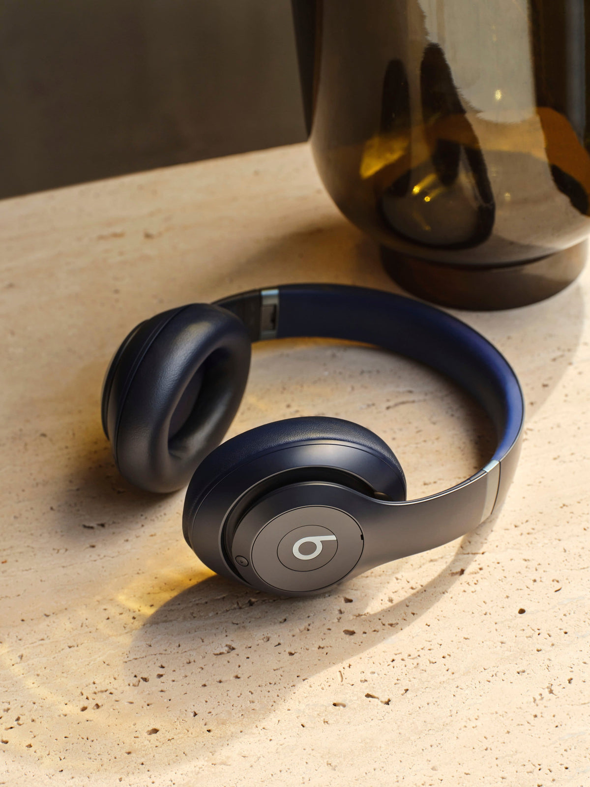 Beats - Studio Pro - Wireless Noise Cancelling Over-the-Ear Headphones - Black
