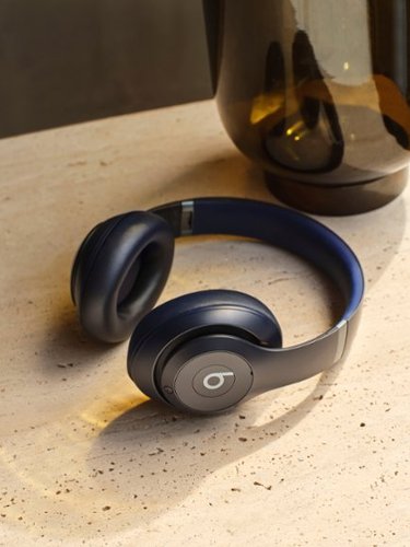 Beats - Studio Pro - Wireless Noise Cancelling Over-the-Ear Headphones - Black
