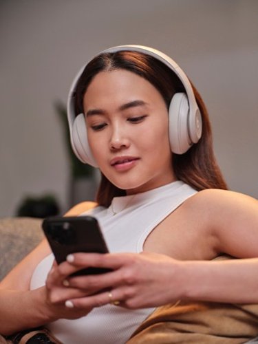 Beats - Studio Pro - Wireless Noise Cancelling Over-the-Ear Headphones - Sandstone