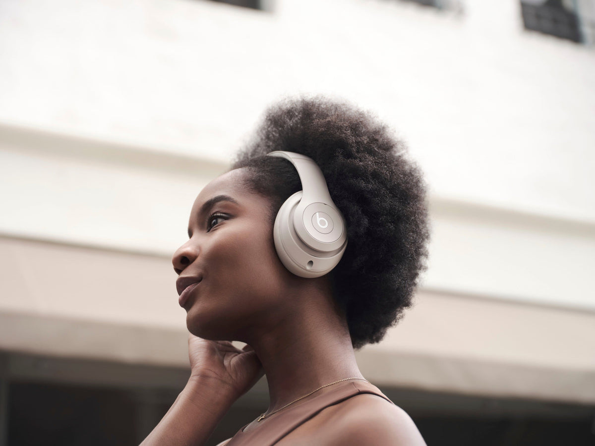 Beats - Studio Pro - Wireless Noise Cancelling Over-the-Ear Headphones - Sandstone