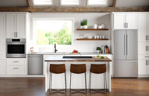 Bosch - Benchmark Series 30" 4.6 Cu. Ft. Built-In Single Electric Wall Oven with True Convection - Stainless Steel