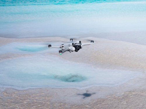 DJI - Geek Squad Refurbished Good - Mini 3 Pro and Remote Control with Built-in Screen - Gray