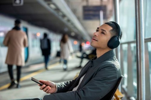 Sony - WH-1000XM5 Wireless Noise Cancelling Over-the-Ear Headphones - Black