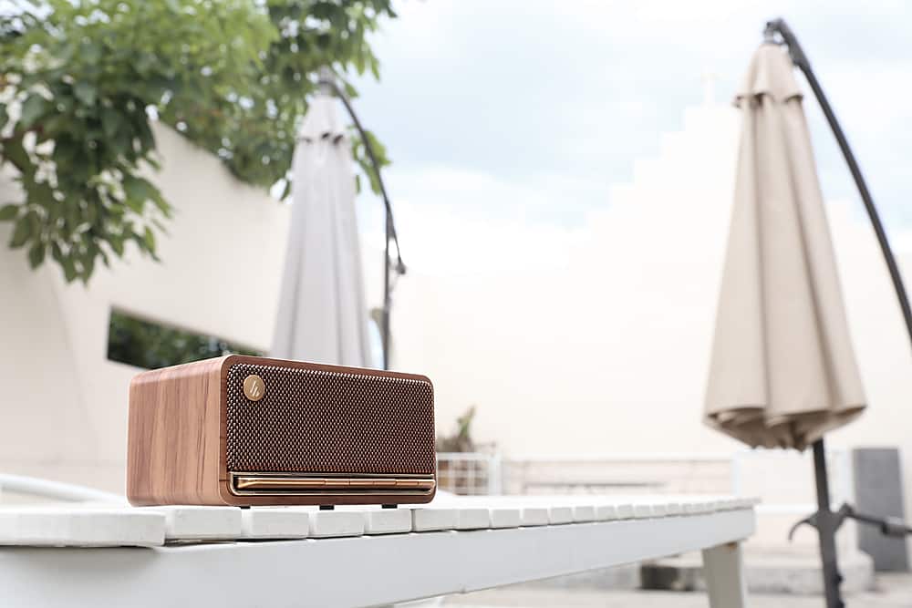 Edifier - MP230 Portable Bluetooth Speaker - Wood