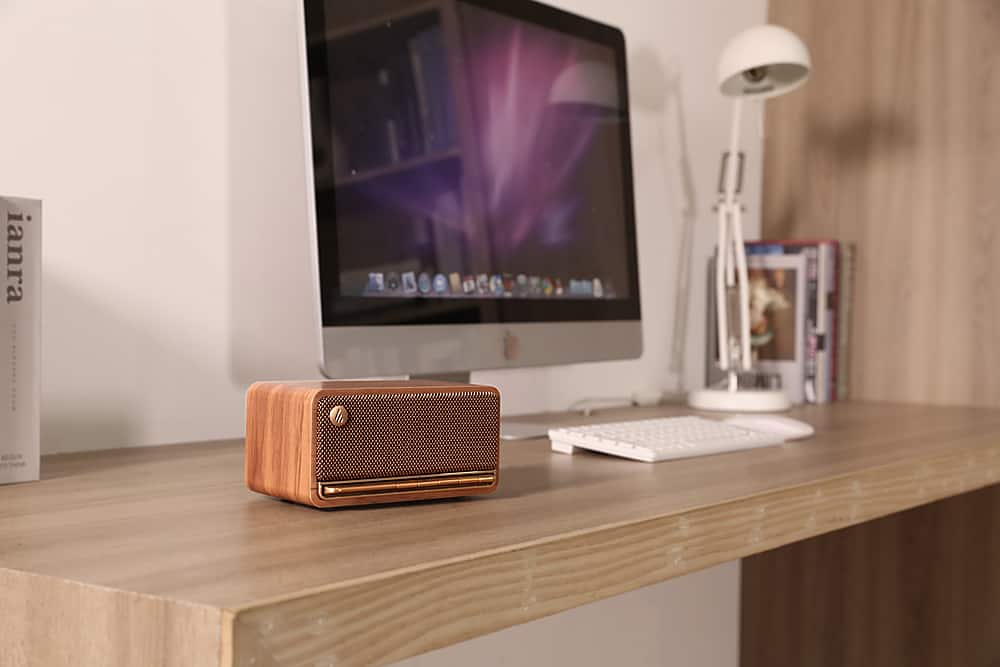 Edifier - MP230 Portable Bluetooth Speaker - Wood