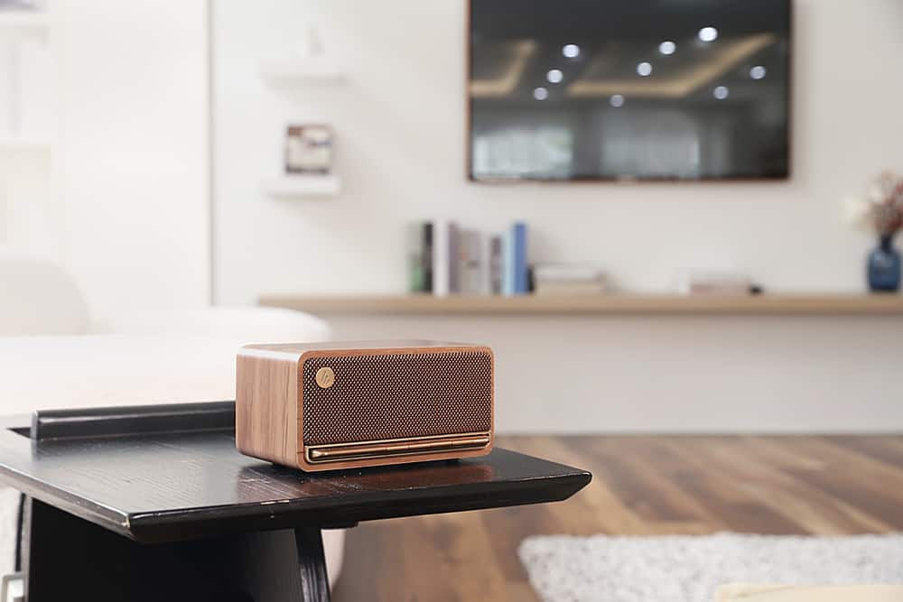 Edifier - MP230 Portable Bluetooth Speaker - Wood