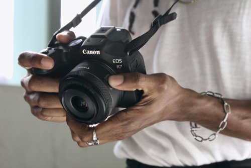 Canon - EOS R7 Mirrorless Camera (Body Only) - Black