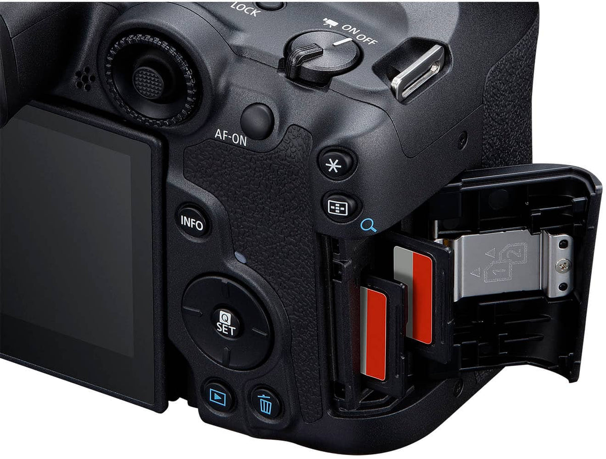Canon - EOS R7 Mirrorless Camera with RF-S18-150mm f/3.5-6.3 IS STM Lens - Black