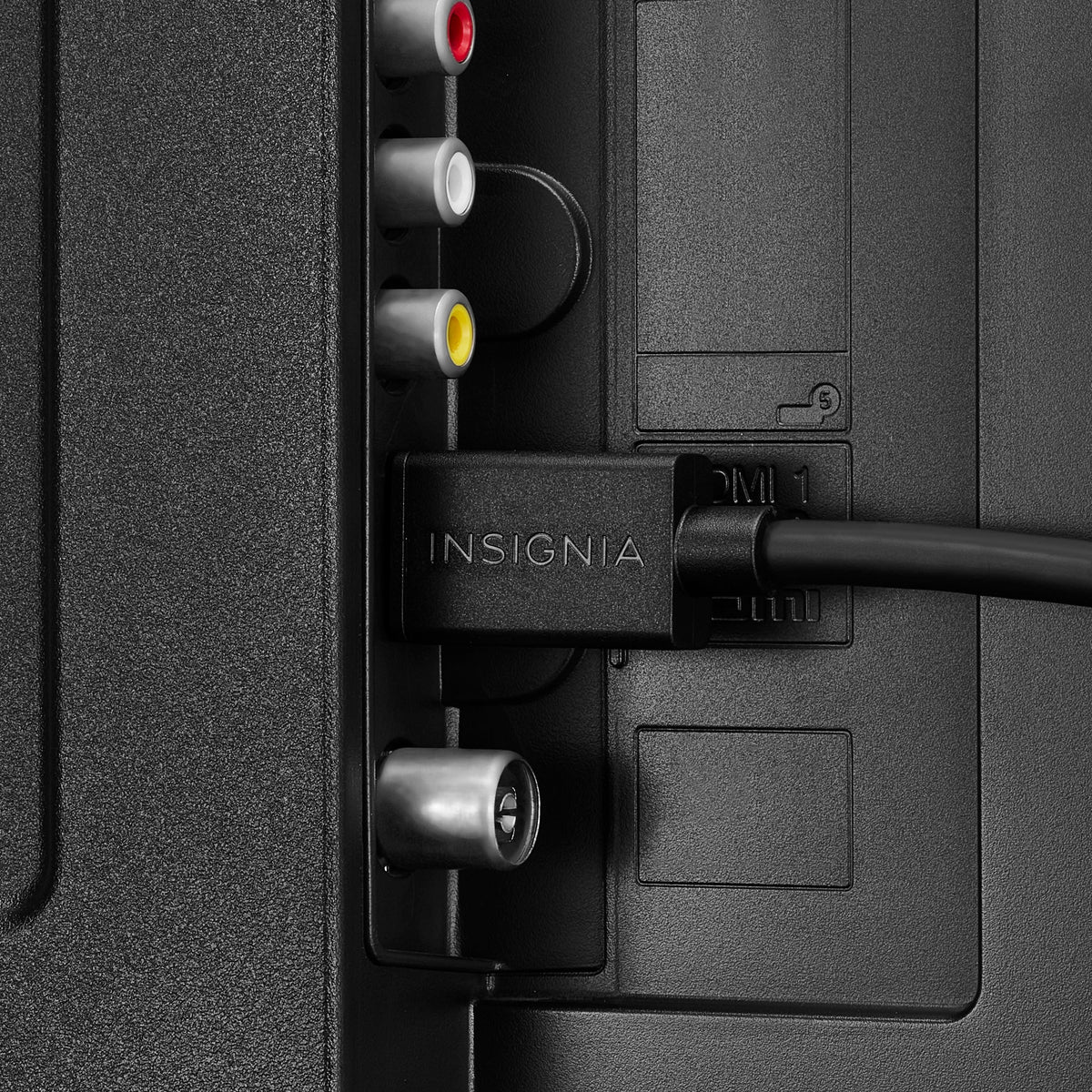 Insignia™ - 4' 4K Ultra HD HDMI Cable - Black