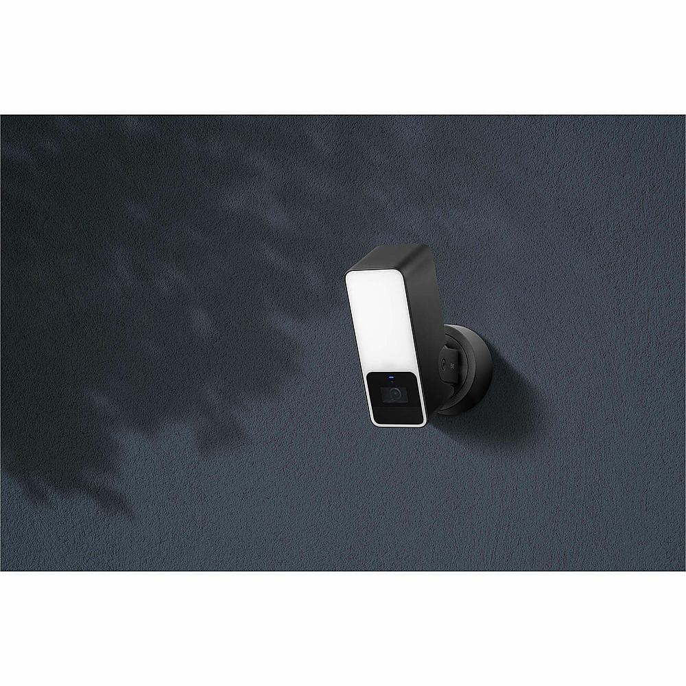 Eve - Outdoor Cam - Secure floodlight camera with Apple HomeKit Secure Video technology - White