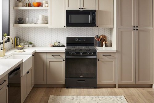Whirlpool - 30 in. Wide 5 burners 5.1 cu. ft. Freestanding Gas Range with Edge to Edge Cooktop - Black