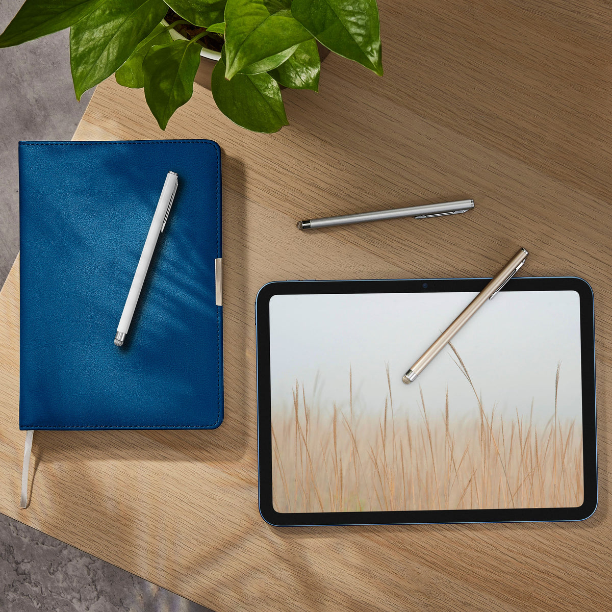 Insignia™ - Slim Stylus for Smartphones, Tablets and More (3-Pack) - Multicolor
