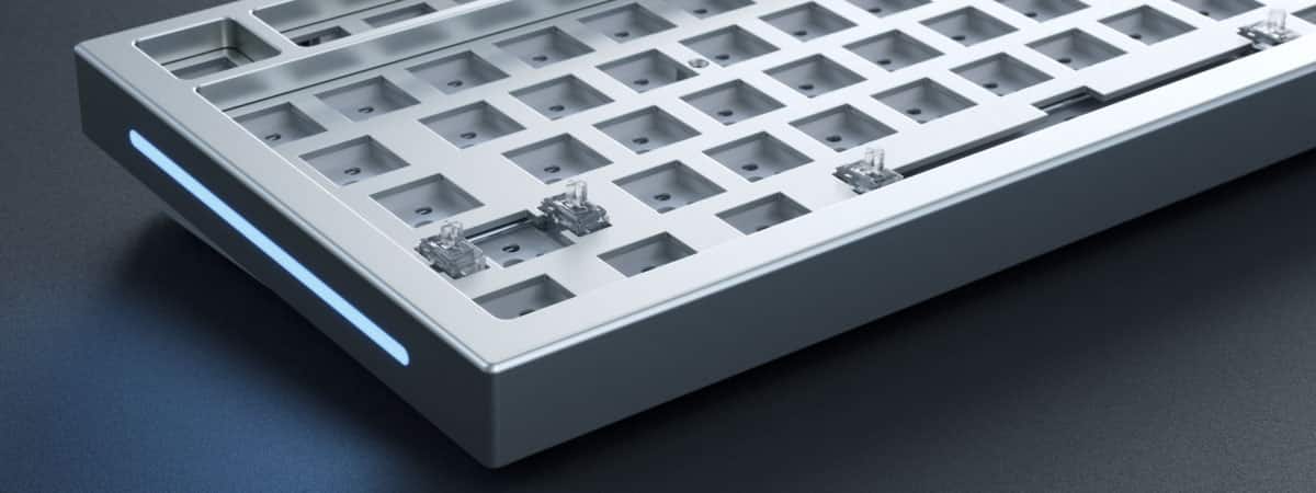 Glorious - GMMK Pro Barebone High Profile Gasket Mounted RGB 75% Wired Mechanical Keyboard - White