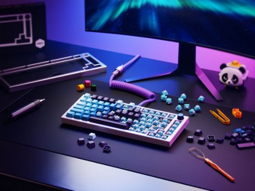 Glorious - GMMK Pro Barebone High Profile Gasket Mounted RGB 75% Wired Mechanical Keyboard - White
