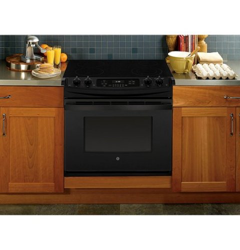 GE - 32 in. Wide 4 Elements 4.4 Cu. Ft. Self-Cleaning Drop-In Electric Range - Black